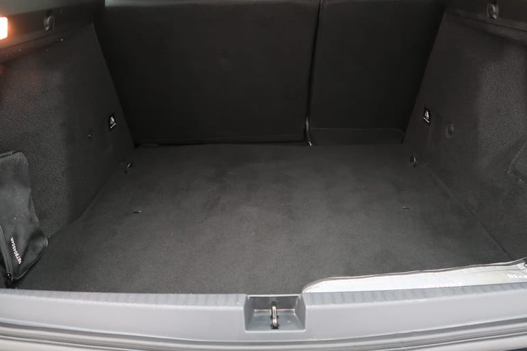 Bild 12 av bilen