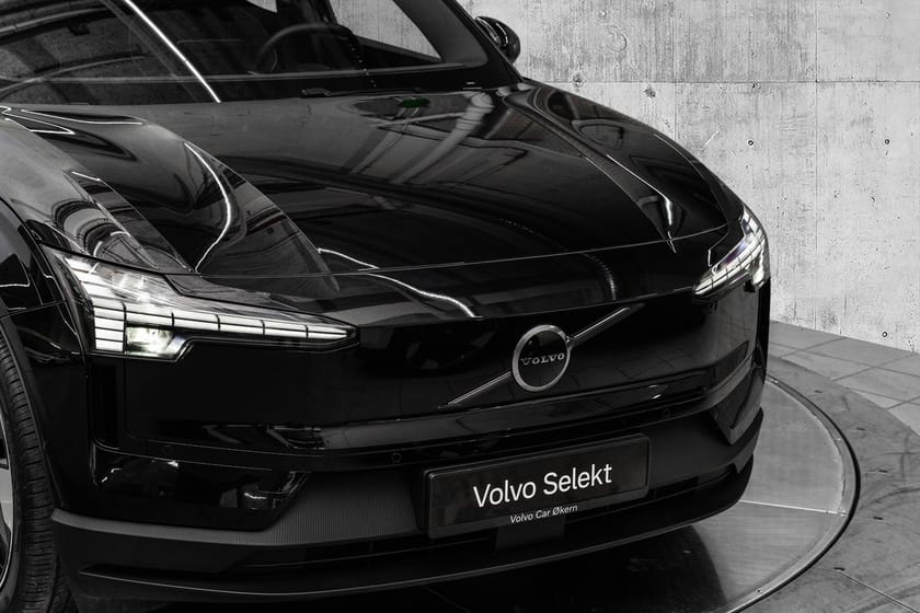Bilde 2 av Volvo EX30 Twin Motor Performance
