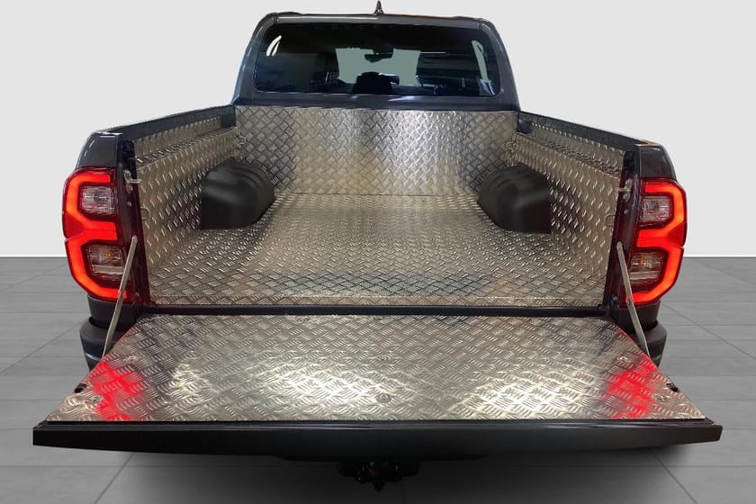 Bild 4 av Toyota Hilux Dubbelhytt D-CAB 2,8 D-4D MHEV AUT6 4WD INVINCIBLE