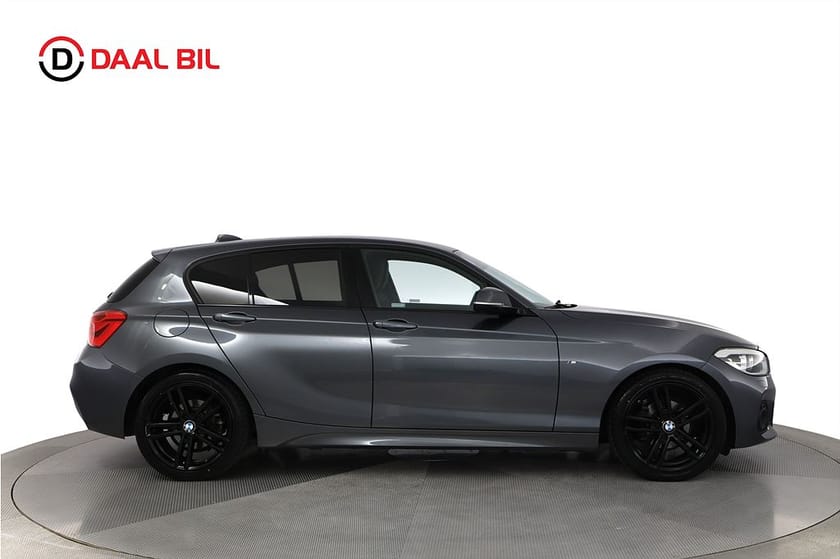 Bild 5 av BMW 118d 5-D 150HK M-SPORT P-SENS FARTHÅLLARE BLUETOOTH 3-ZON