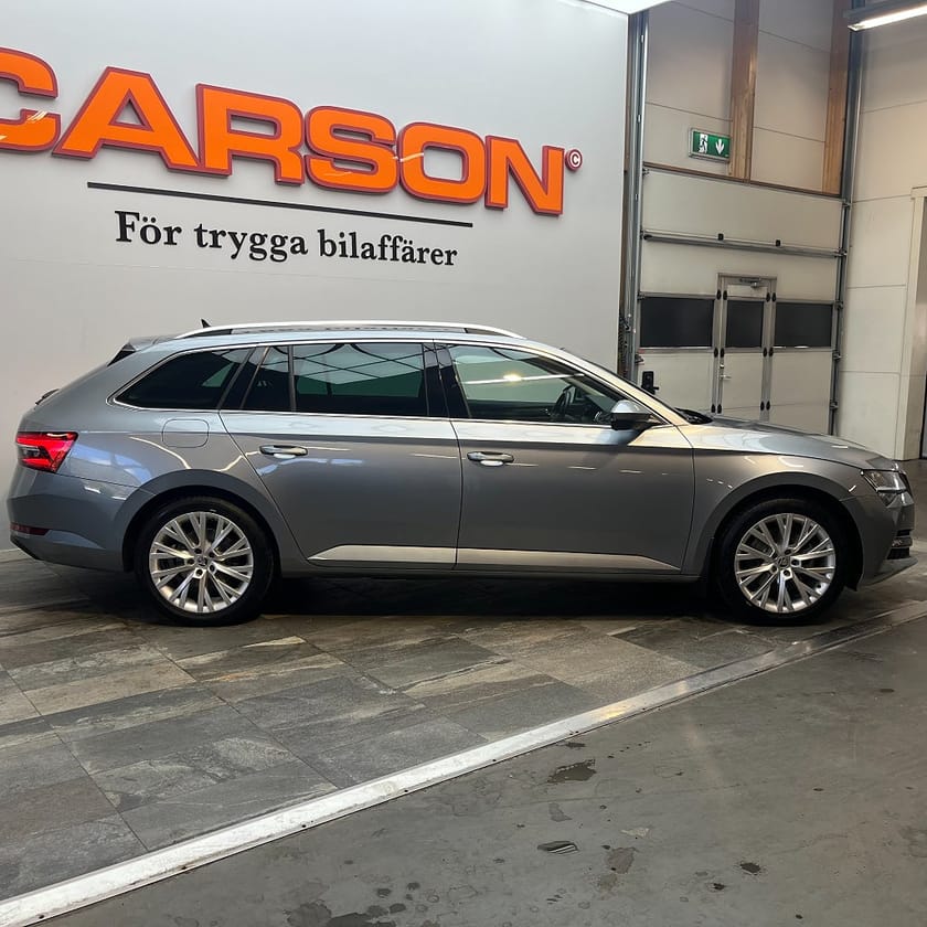 Bild 3 av Škoda Superb iV Kombi Skoda 1.4 TSI 218hk Style Business Adventure Canton Carpla