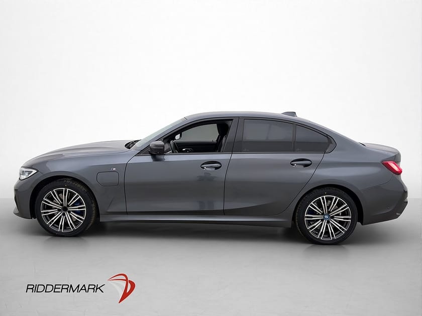 Bild 5 av BMW 330e Sedan 292hk M Sport Cockpit Laser H/K HUD 360° CarPlay