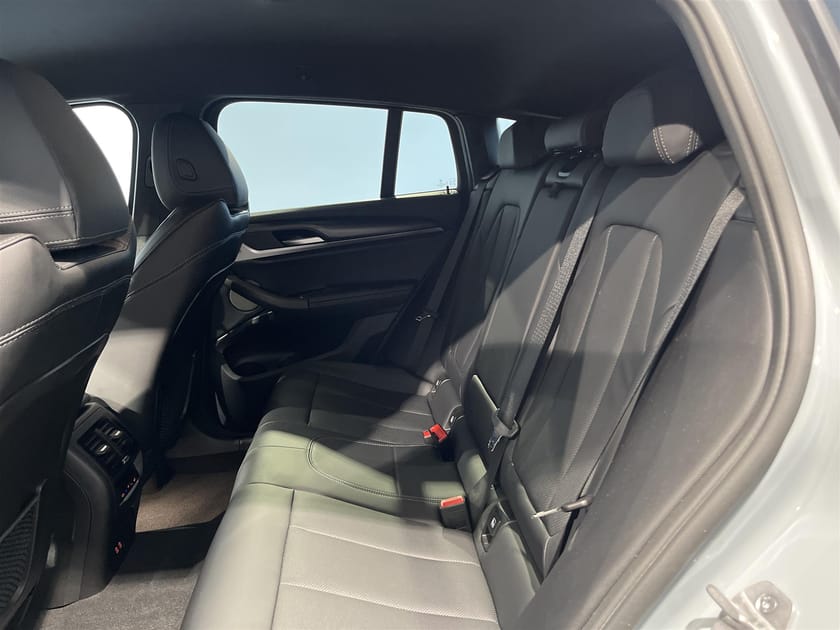 Bild 4 av BMW X4 xDrive20d M-Sport Navi Värmare Fartpilot H K Drag Backkamera