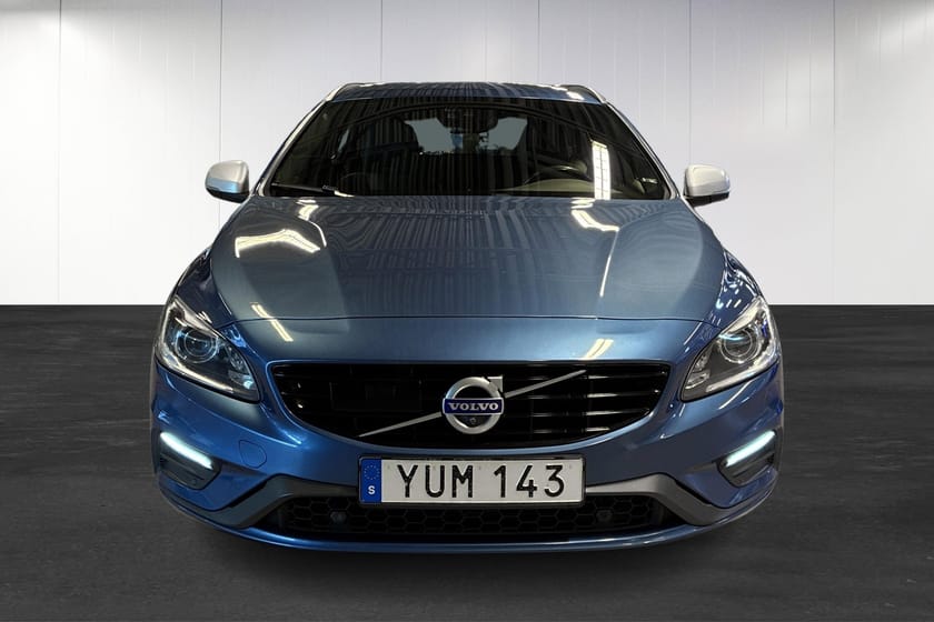 Bild 5 av Volvo V60 D5 Twin Engine AWD Geartronic | Classic R-Design | Navi | Backkamera | Bixenon |