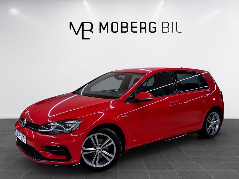 Bild 1 av Volkswagen Golf 1.5 TSI 150hk Helg på Moberg! R-Line CarPlay B-Kamera