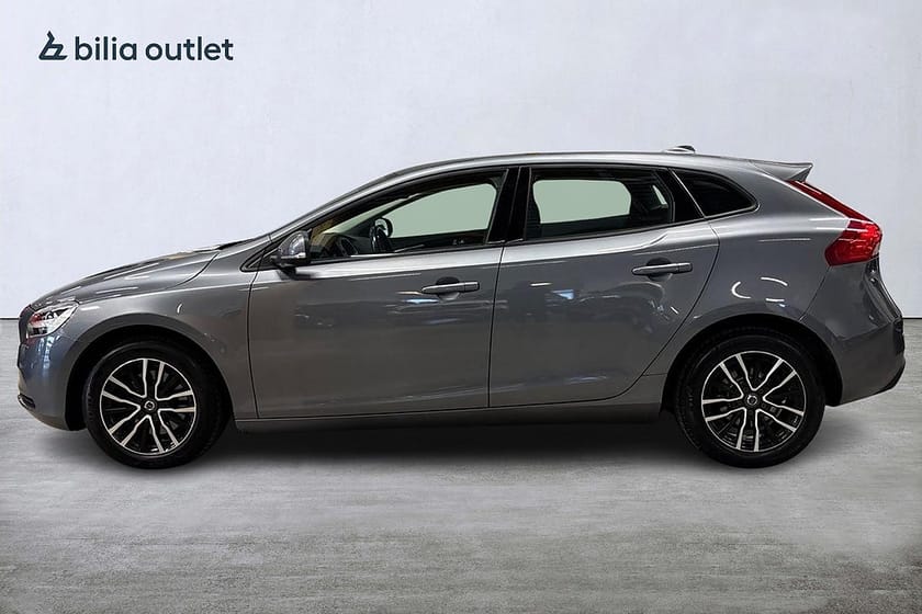 Bild 3 av Volvo V40 D3 Momentum/VOC/NYSERVAD INKL KAMREM/