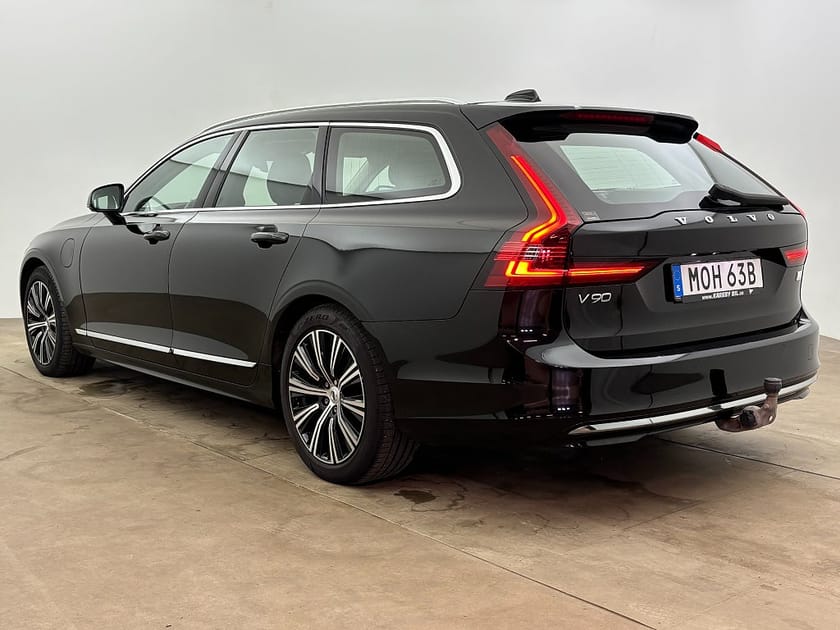 Bild 4 av Volvo V90 Recharge T6 AWD Google Navi Backkamera Drag Navi