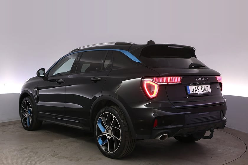 Bild 4 av Lynk & Co 01 PHEV Pano 360 Adap Farth Infinity BLIS Drag