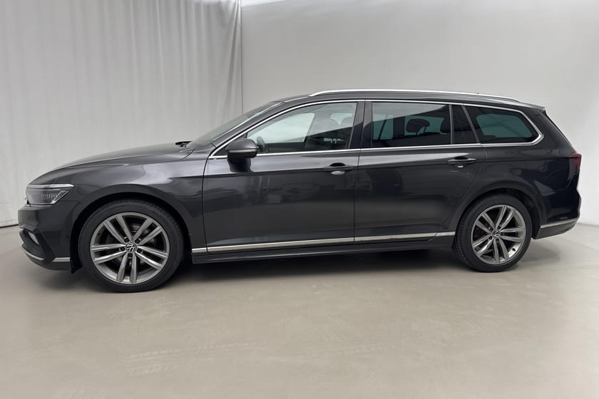 Bild 2 av Volkswagen Passat Sportscombi 2.0 TDI 4Motion (200hk) GT, R-Line