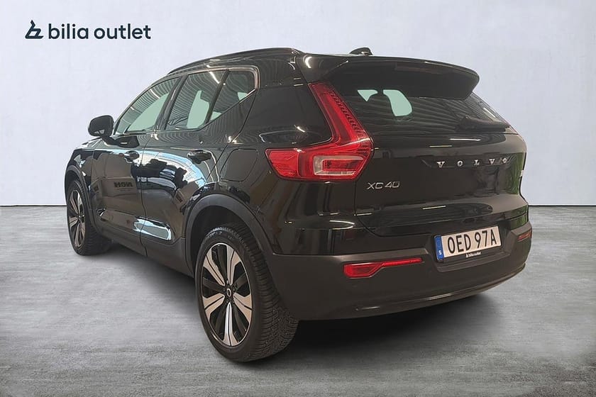 Bild 3 av Volvo XC40 Recharge Core B-kamera Navigation VOC Rattvärme MOMS