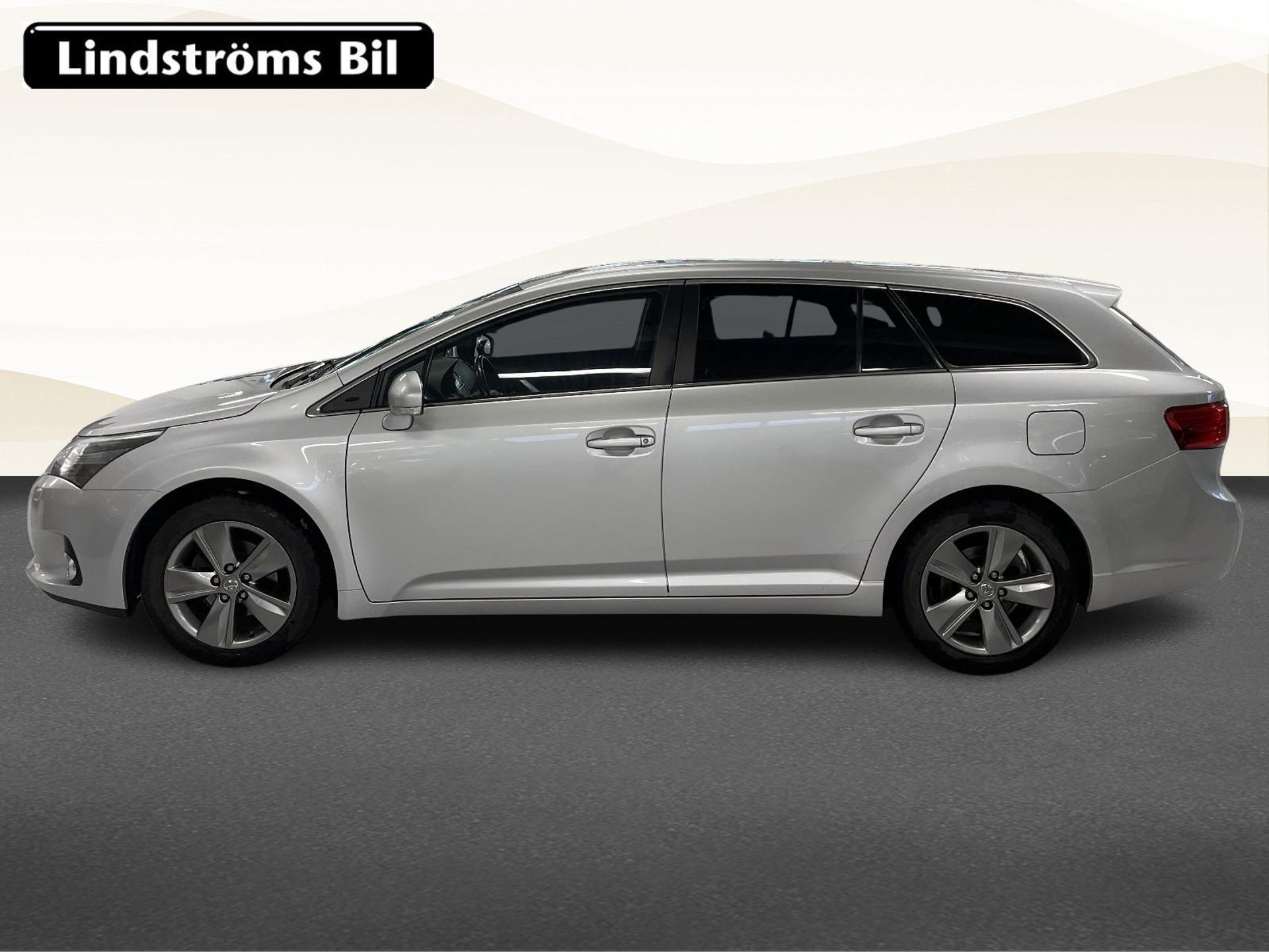 Toyota Avensis 2015, bild 6/10