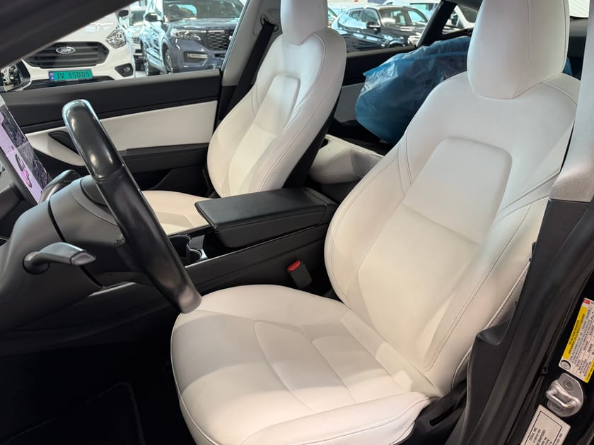 Bilde 3 av Tesla Model 3 Performance AWD Track Mode App Forvarming Autopilot+++