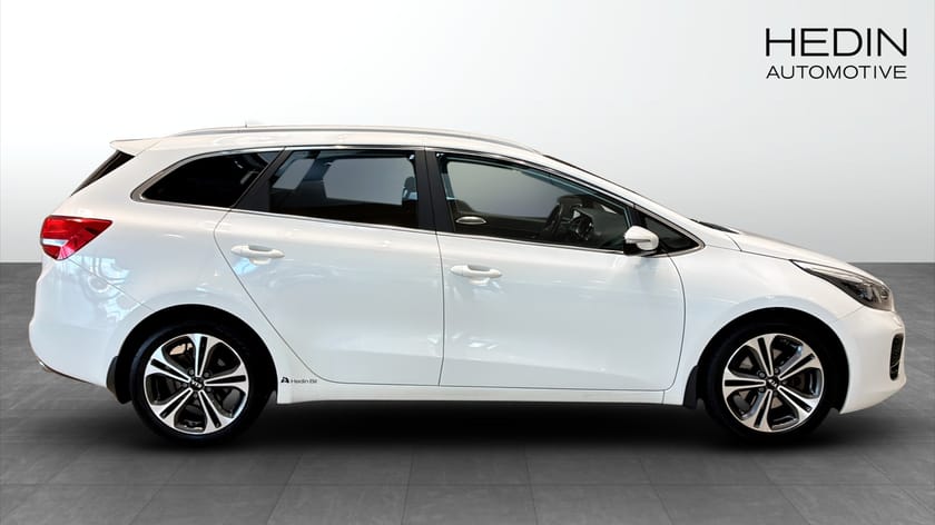 Bild 3 av Kia cee'd_sw GT-Line | B-kam | Manuell | 135hk