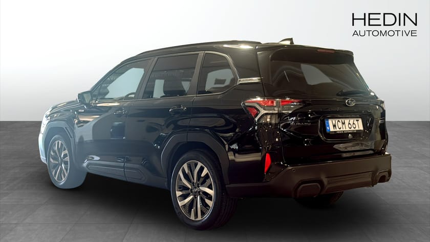 Bild 2 av Subaru Forester e-Boxer 2.0I Touring