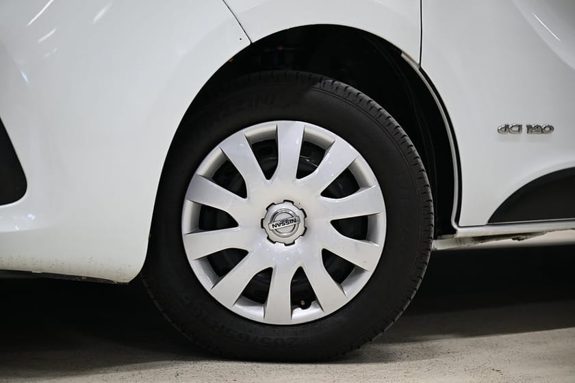 Bild 5 av Nissan NV300 Skåpbil 1.6 dCi 120HK L2 Värmare|Kamkedja|Farthållare|Leasbar