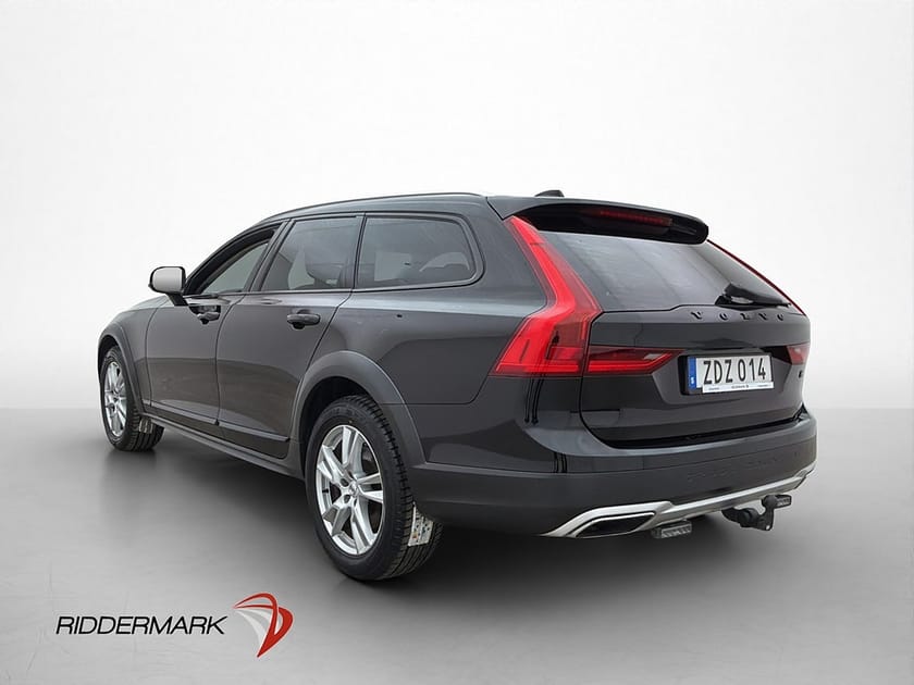 Bild 4 av Volvo V90 Cross Country D4 AWD Plus VOC Kamera Drag CarPlay