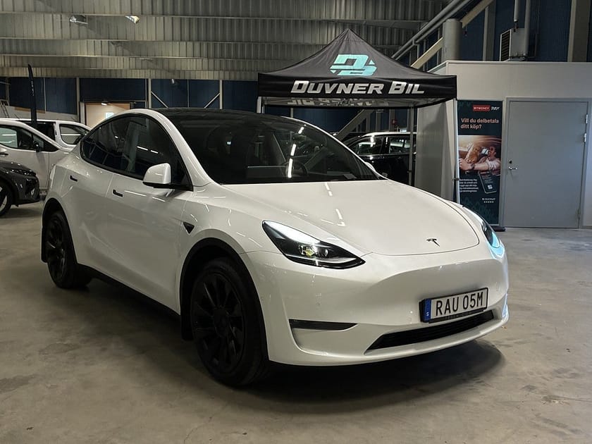 Bild 1 av Tesla Model Y Long Range AWD