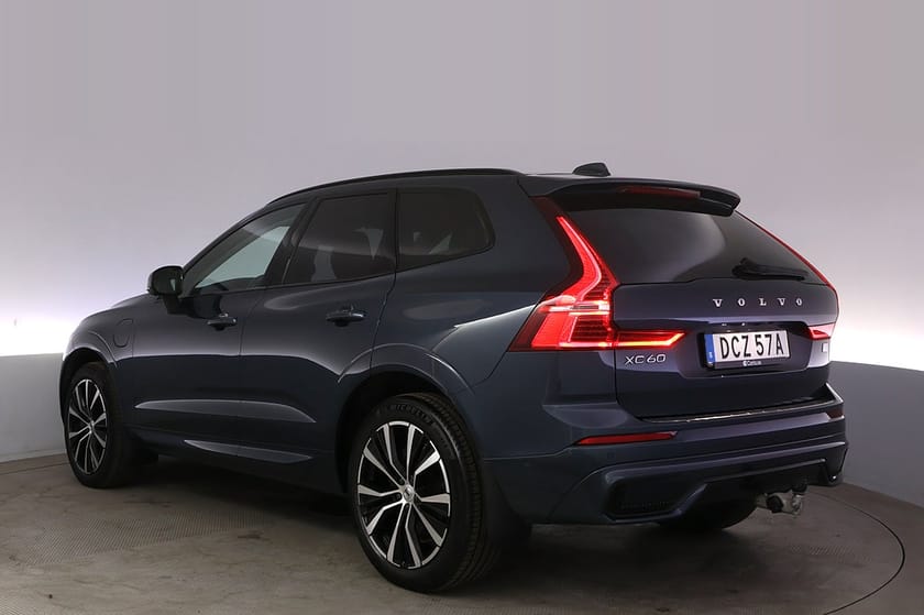 Bild 4 av Volvo XC60 Re T8 AWD Ultimate Dark Drag Pano HK BLIS HUD 360
