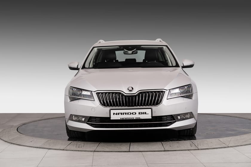 Bilde 3 av Škoda Superb Stasjonsvogn L&K