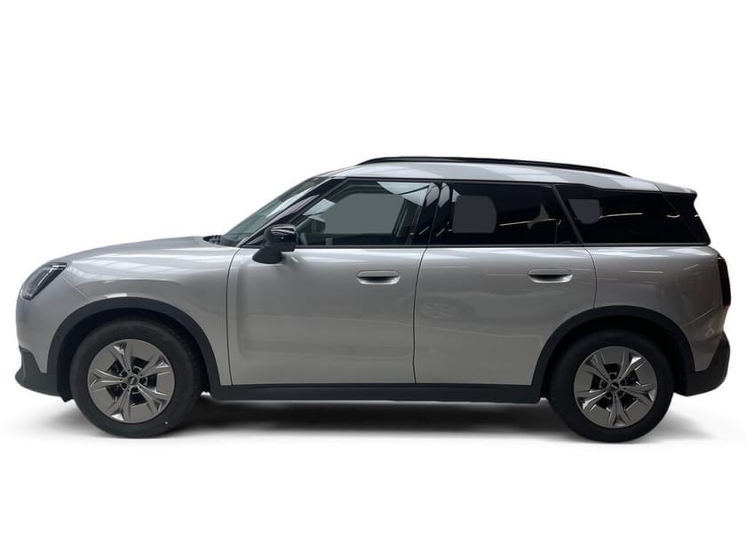 Bild 3 av MINI Countryman SE ALL4 Classic Trim, Paket M Plus