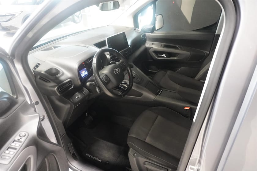Bild 2 av Toyota ProAce City Verso 1.2 Turbo Automatisk, 130hk, 2020