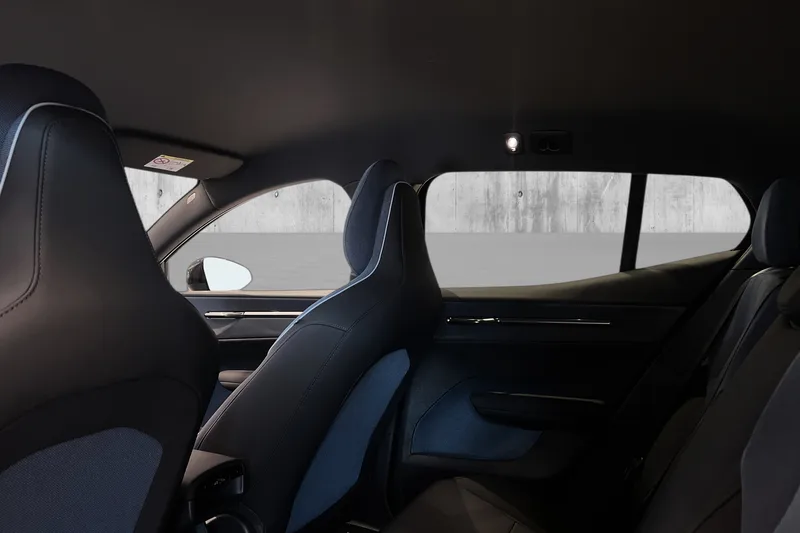 Volvo EX30 Twin Motor Performance bilde 26
