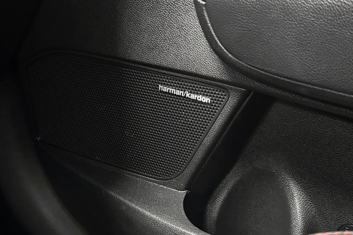 picture of a car