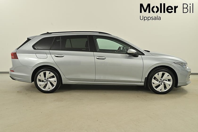 Bild 3 av Volkswagen Golf Sportscombi Life Edition 1,5 eTSI 150 hk DSG7