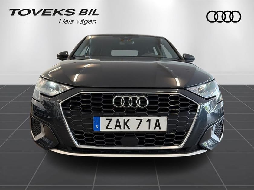 Bild 2 av Audi A3 Sportback 35 TFSI Proline Advanced 150hk I Drag I Värmare