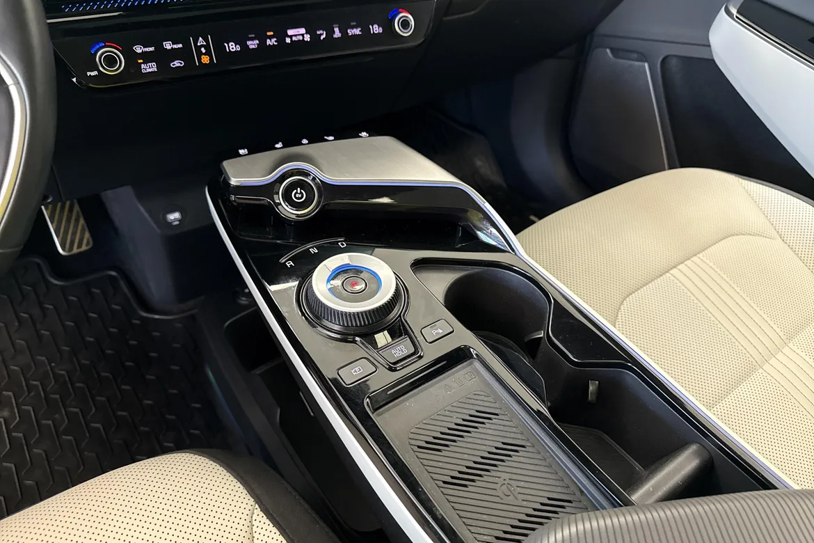 picture of a car