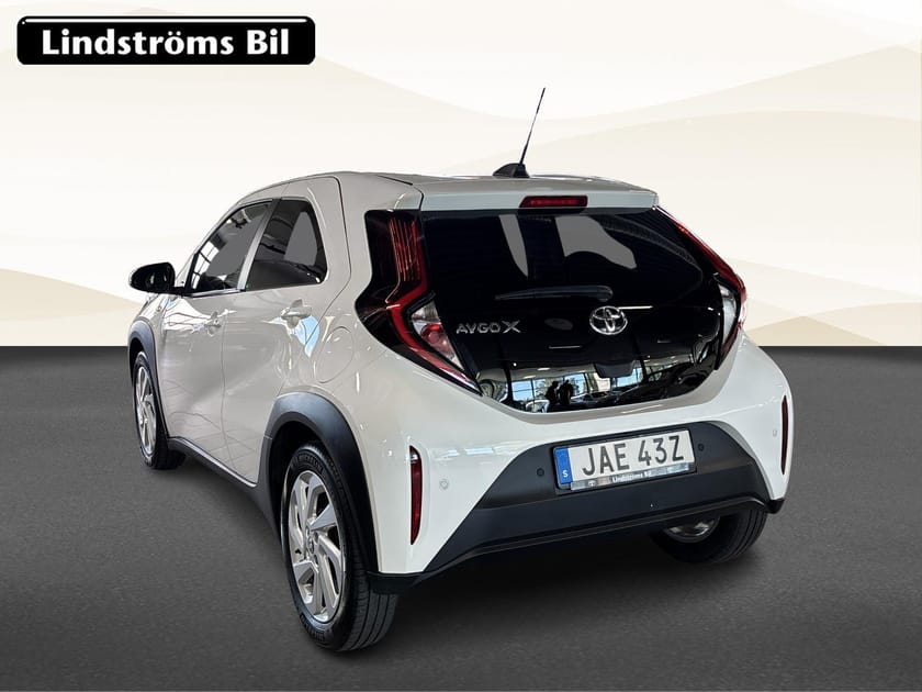 Bild 4 av Toyota Aygo X 1.0 Play Comfort & Style Pack Vinterhjul