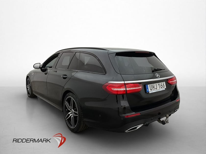 Bild 5 av Mercedes-Benz E 200 T d AMG Line Pano Drag Kamera Navi Ambient