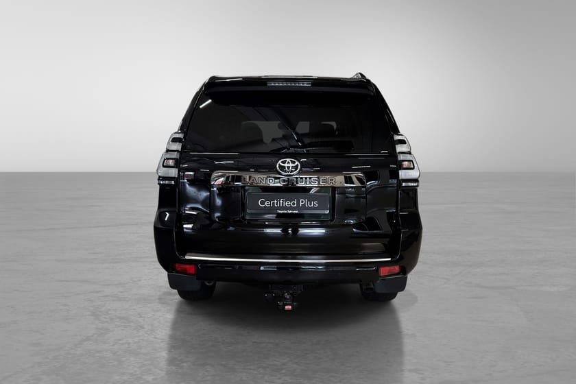 Bilde 4 av Toyota Land Cruiser 5-dørs 2,8 D-4D GX black Ddition
