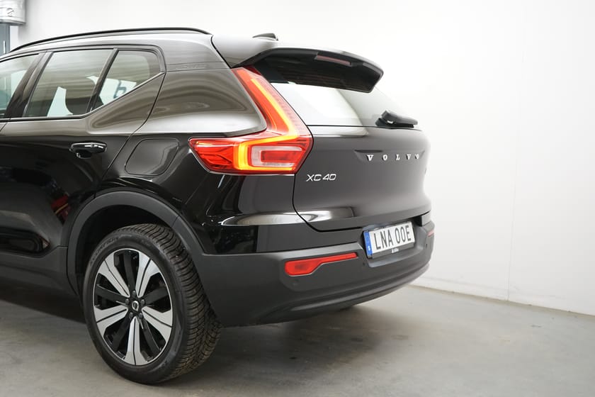 Bild 3 av Volvo XC40 Recharge Core, Baklucka elmanövrerad, Navigation