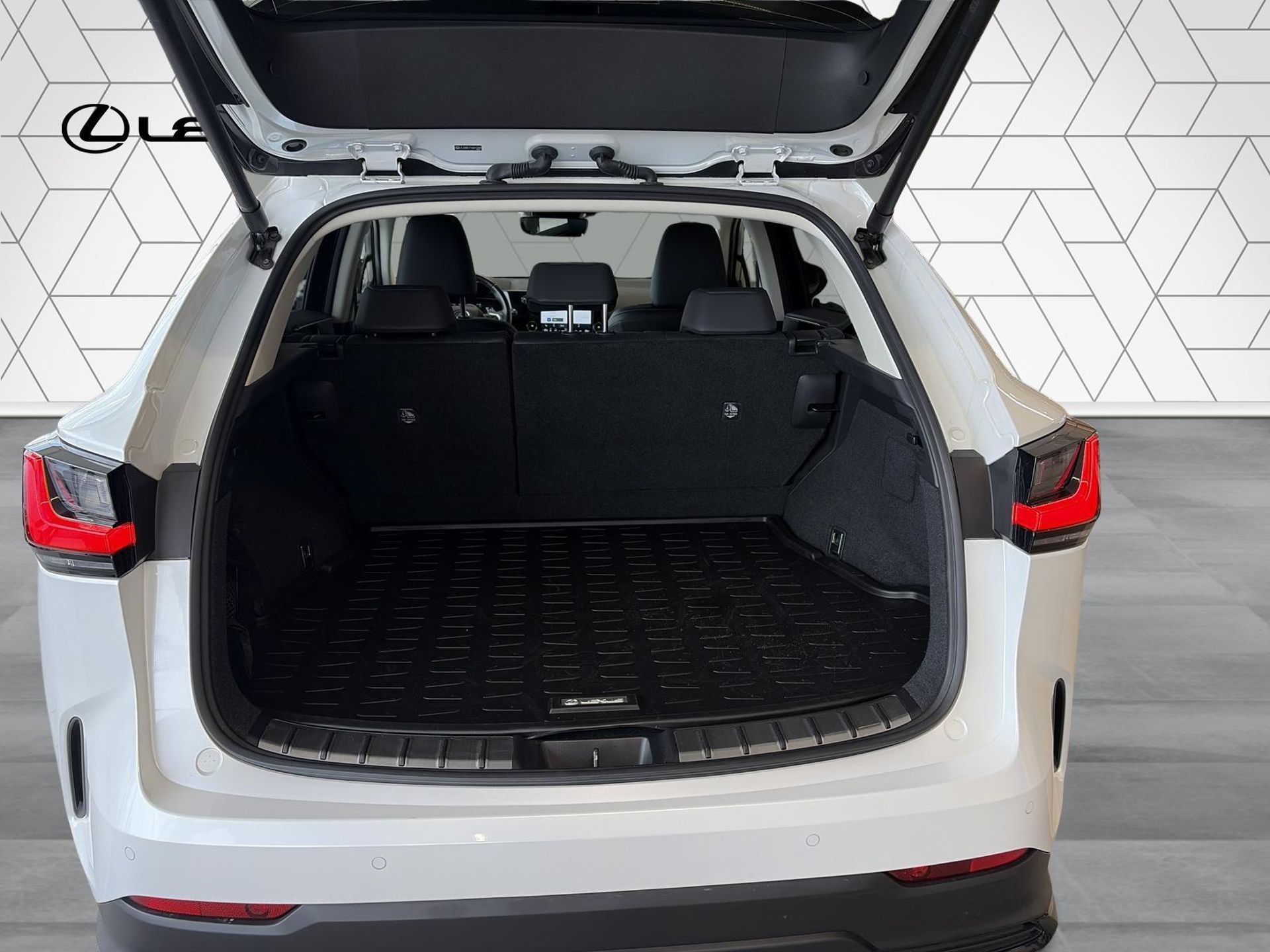 Lexus NX 450h+ Business Plus 2023, bild 7/24