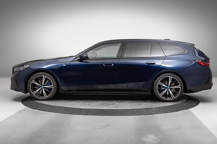 Bilde 2 av BMW i5 xDrive40 Touring Fully Charged Premium E (K)
