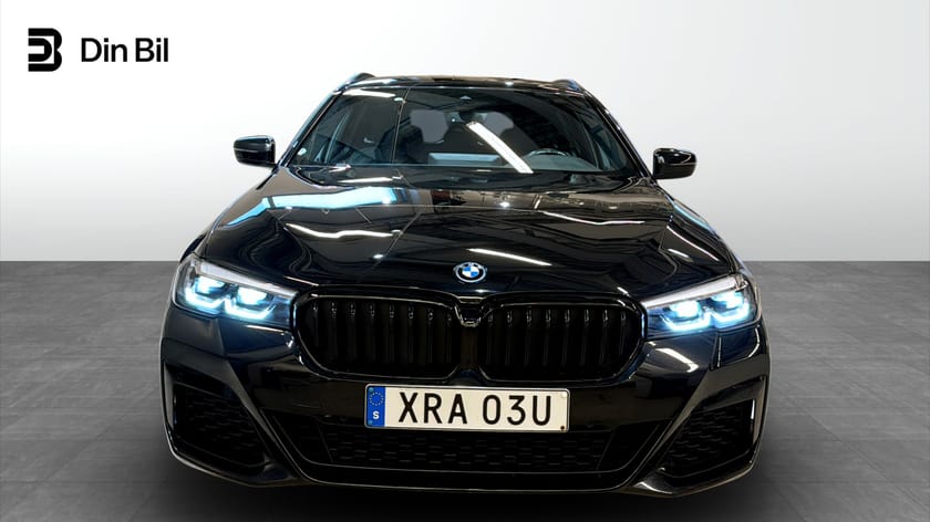 Bild 4 av BMW 530e xDrive Touring M-Sport Shadow Drag Läder Navigatio