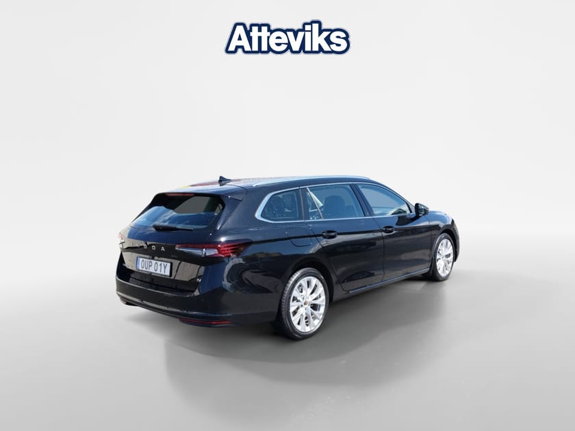 Bild 3 av Škoda Superb iV Kombi SELECTION 204 HK Drag Värmare Kamera