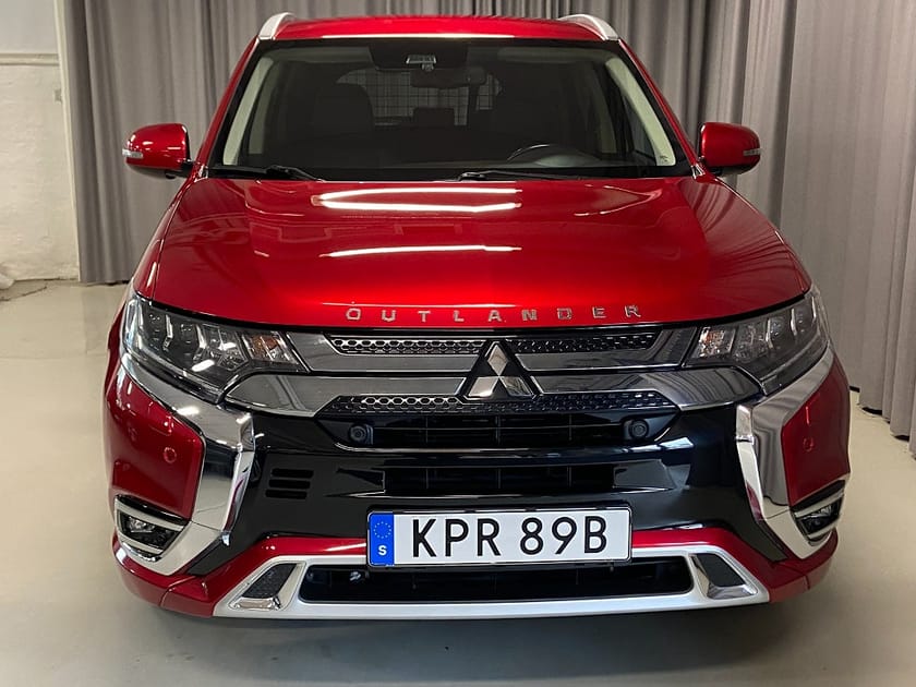 Bild 2 av Mitsubishi Outlander PHEV 224hk AWD CVT Comfort Dragkrok