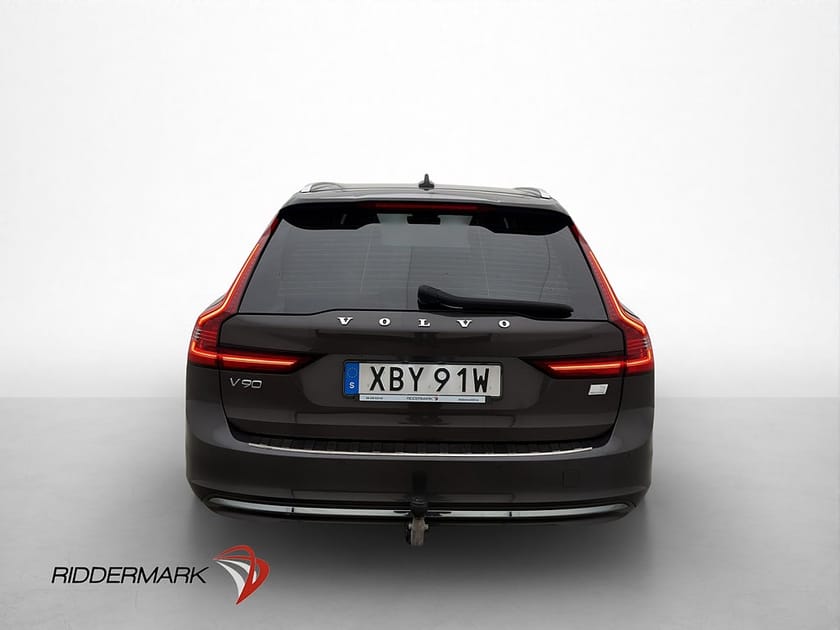 Bild 5 av Volvo V90 Recharge T6 AWD Momentum VOC Kamera Drag P-Värmare