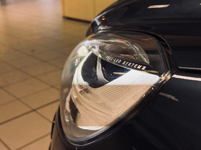 Bild 5 av Volvo V40 Cross Country D2 Business Advanced | Klimatpaket | Parkeringssensor bak