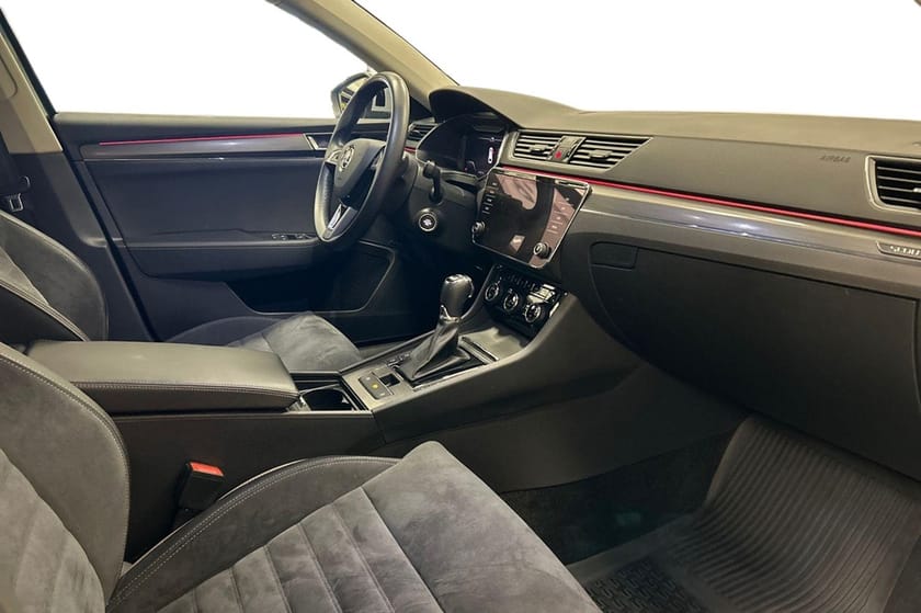Bild 5 av Škoda Superb Scout 2,0 TDI 190 DSG 4X4 GRTSC