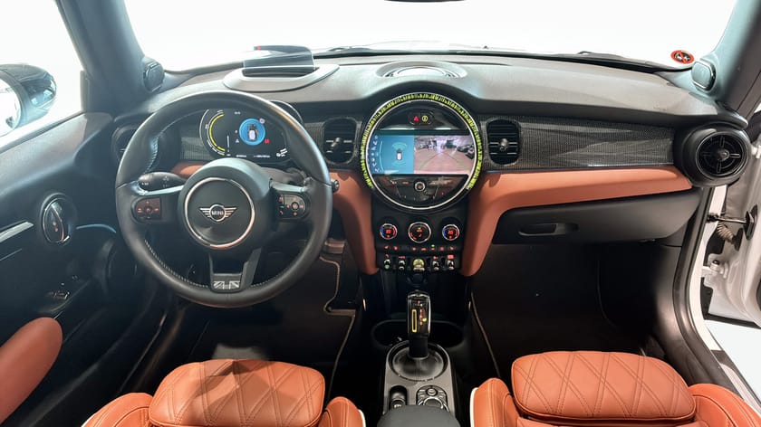 Bild 4 av MINI Cooper SE 184 hk Pano / H&K / HuD / Apple CarPlay