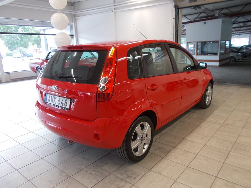 Bild 3 av Ford Fiesta 5d 1.4 80hk Kamremsbytt Servad SoV