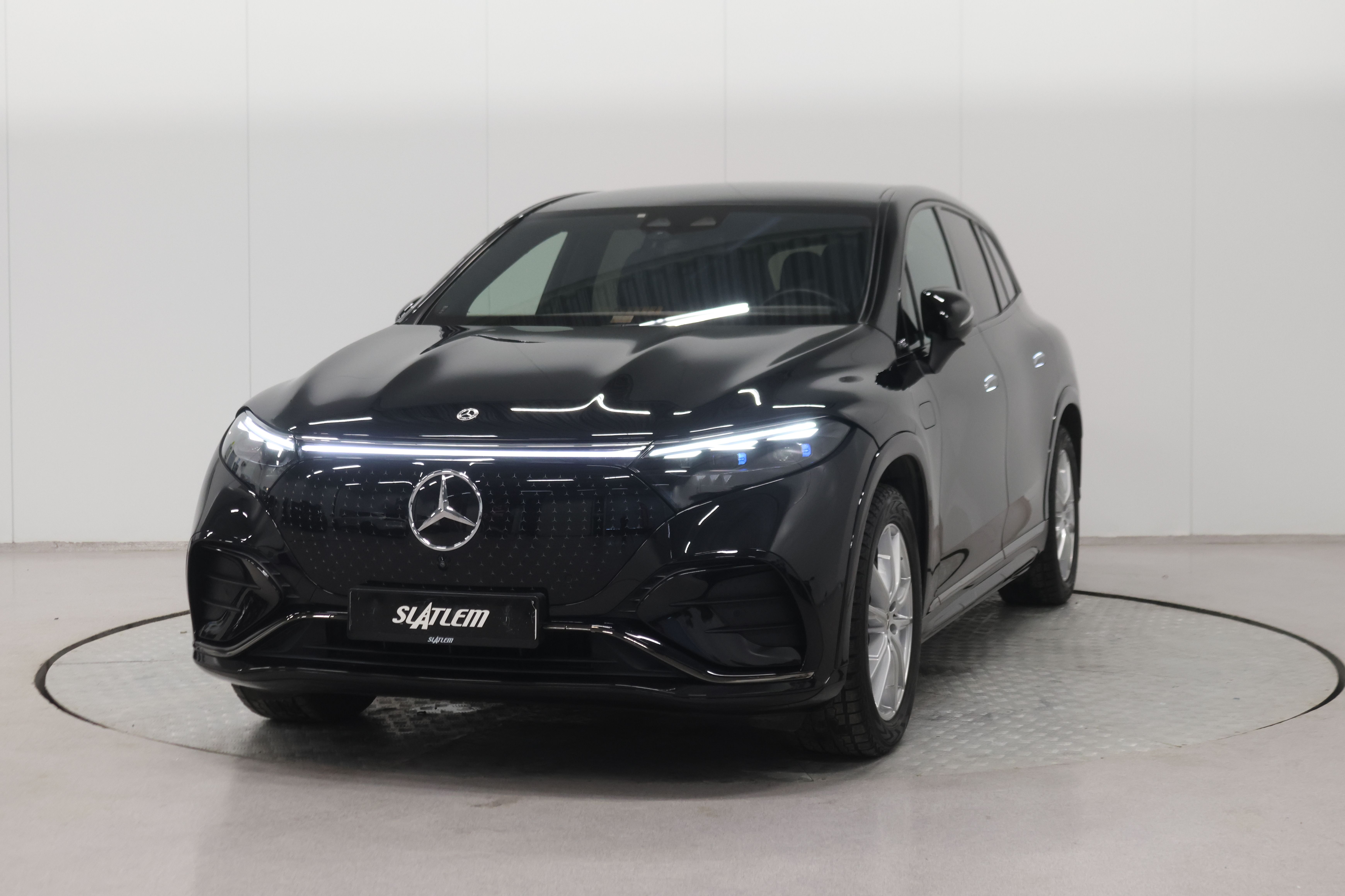 Mercedes-Benz EQS SUV 450 4MATIC