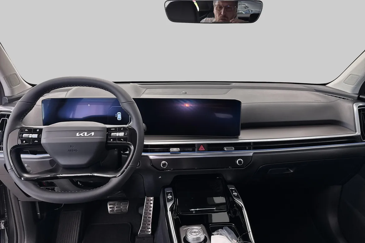 picture of a car