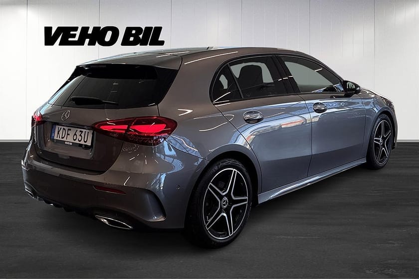 Bild 3 av Mercedes-Benz A 200 AMG Night Package Rattvärme Keyless