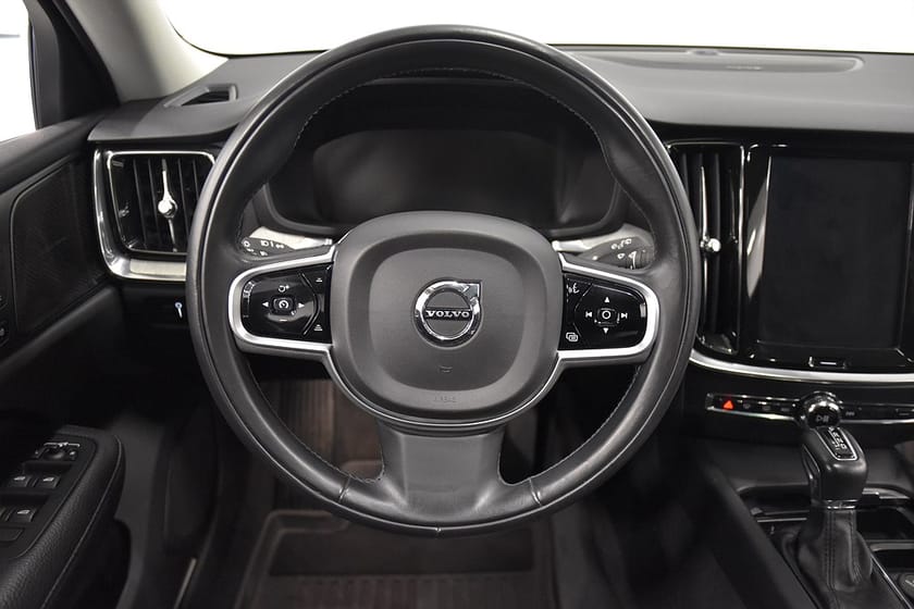 Bild 2 av Volvo V60 D4 AWD Inscription Drag D-Värm HUD Pano H/K 190hk