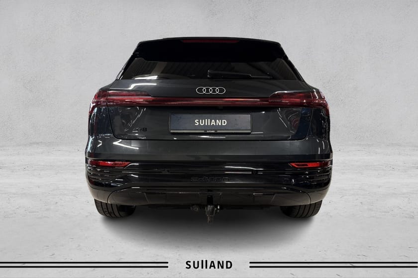Bilde 4 av Audi Q8 50 e-tron quattro advanced plus