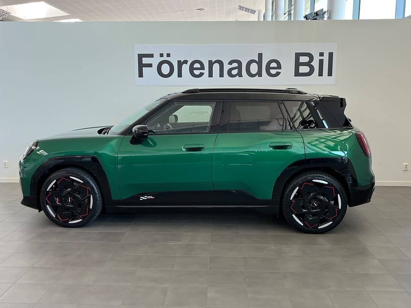 Bild 3 av MINI John Cooper Works Aceman JCW E Paket M Panorama Komfortöppning H/K HUD
